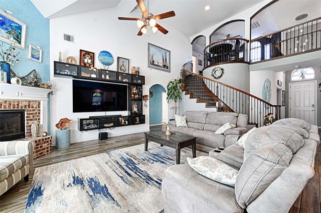 410 Caymus Street, Kennedale, TX 76060