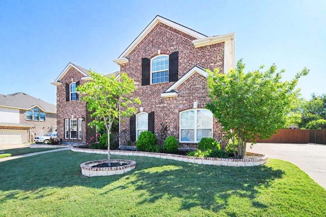 410 Caymus Street, Kennedale, TX 76060