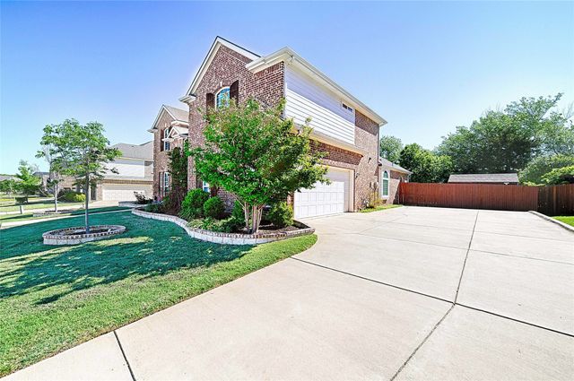 410 Caymus Street, Kennedale, TX 76060