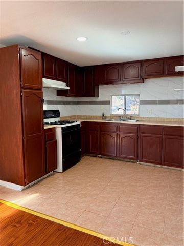 6656 Rosecrans Avenue N10, Paramount, CA 90723