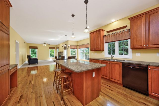 1084 KAOLIN RD, Kennett Square, PA 19348