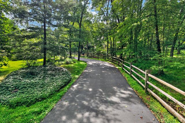 1084 KAOLIN RD, Kennett Square, PA 19348