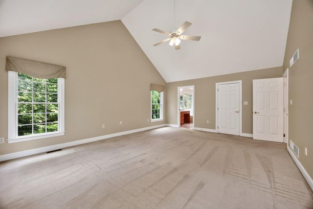 1084 KAOLIN RD, Kennett Square, PA 19348