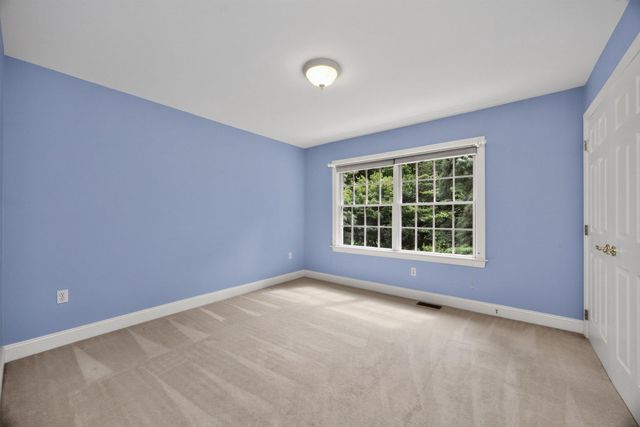 1084 KAOLIN RD, Kennett Square, PA 19348