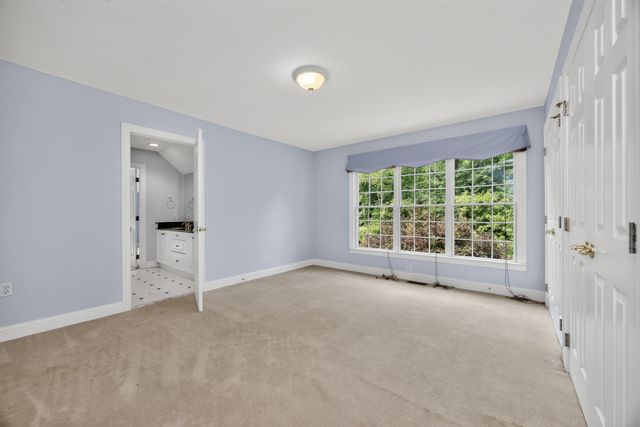 1084 KAOLIN RD, Kennett Square, PA 19348