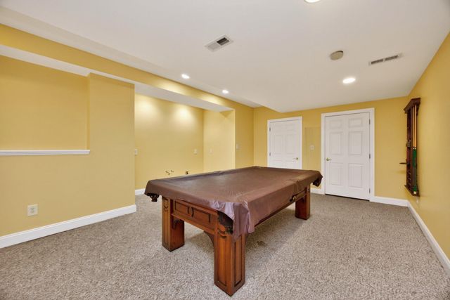 1084 KAOLIN RD, Kennett Square, PA 19348