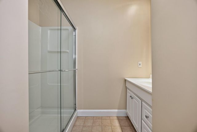 1084 KAOLIN RD, Kennett Square, PA 19348