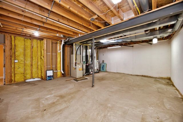 1084 KAOLIN RD, Kennett Square, PA 19348