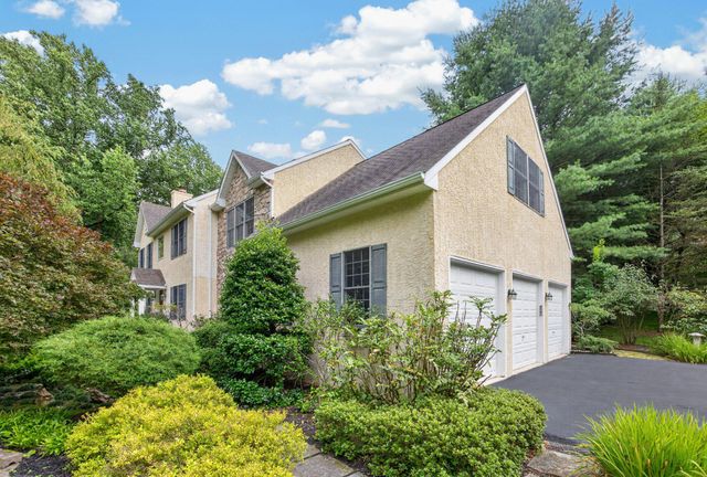 1084 KAOLIN RD, Kennett Square, PA 19348