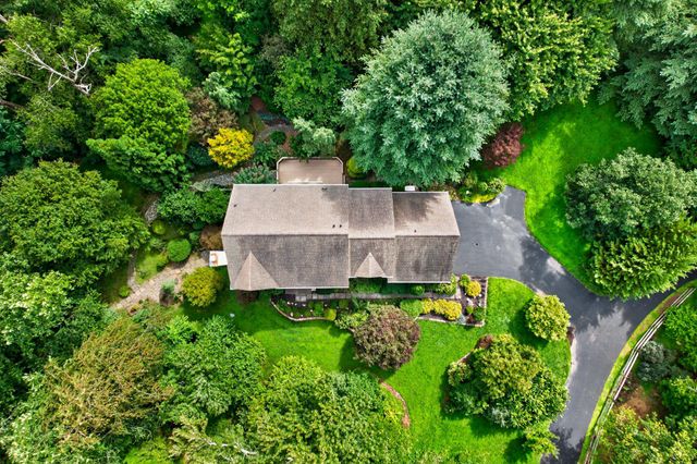 1084 KAOLIN RD, Kennett Square, PA 19348