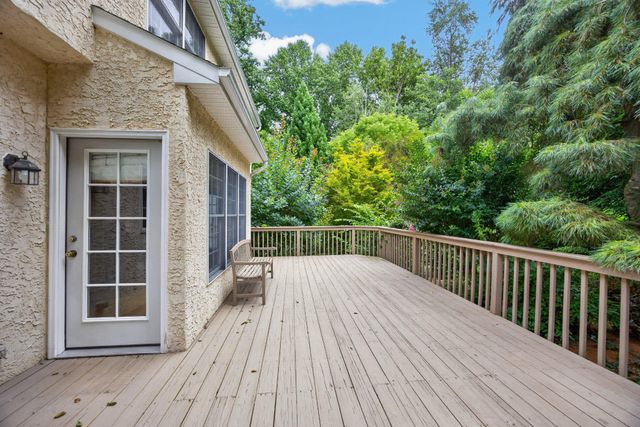 1084 KAOLIN RD, Kennett Square, PA 19348