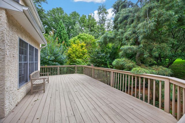 1084 KAOLIN RD, Kennett Square, PA 19348