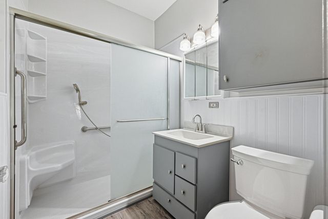 2125 AVENUE E, Council Bluffs, IA 51501
