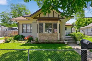 2125 AVENUE E, Council Bluffs, IA 51501