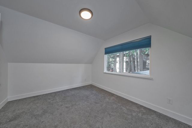 5163 Loch Leven Dr, Pollock Pines, CA 95726