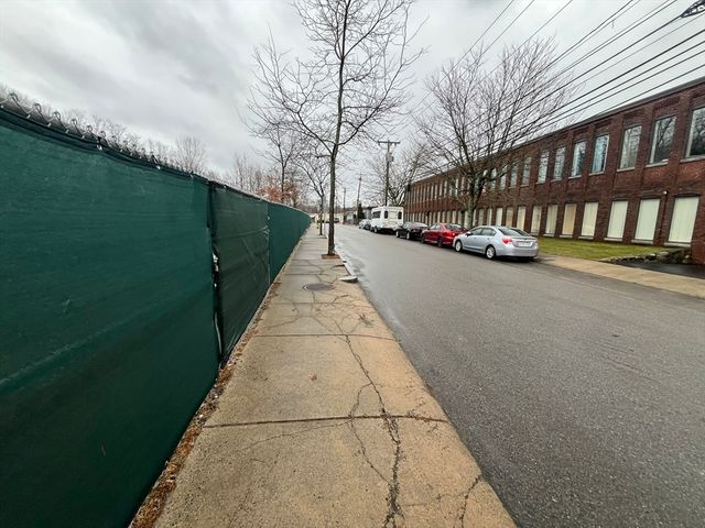 74 Rumford Avenue, Waltham, MA 02453