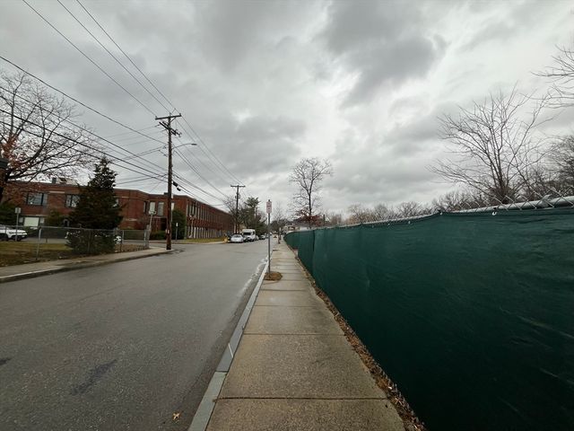 74 Rumford Avenue, Waltham, MA 02453