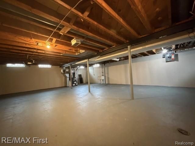 2148 Meyer Court, Lincoln Park, MI 48146