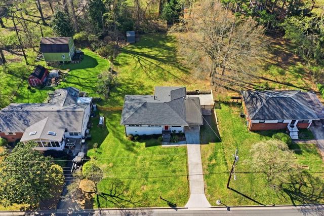 2371 Woodland Drive NW, Kennesaw, GA 30152