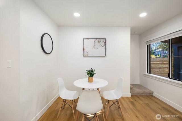 7132 34th Avenue SW, Seattle, WA 98126
