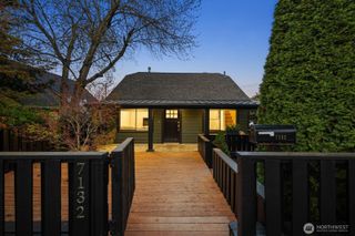 7132 34th Avenue SW, Seattle, WA 98126