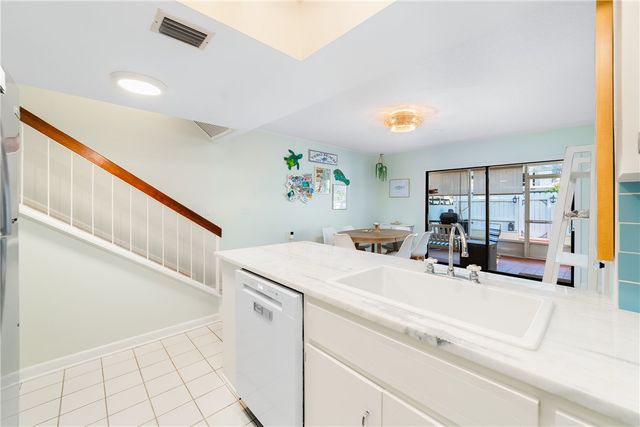 839 Camelia Lane 8, Vero Beach, FL 32963