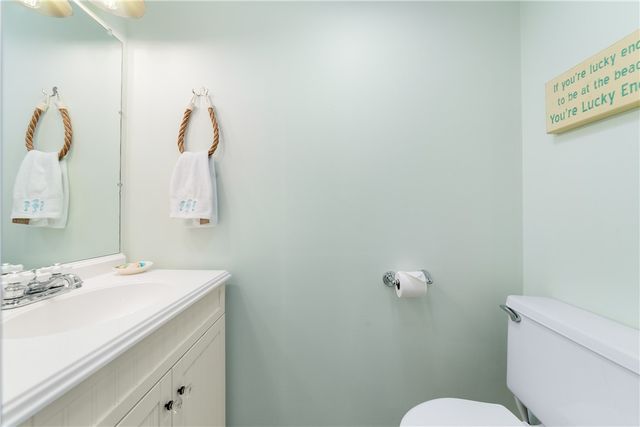 839 Camelia Lane 8, Vero Beach, FL 32963