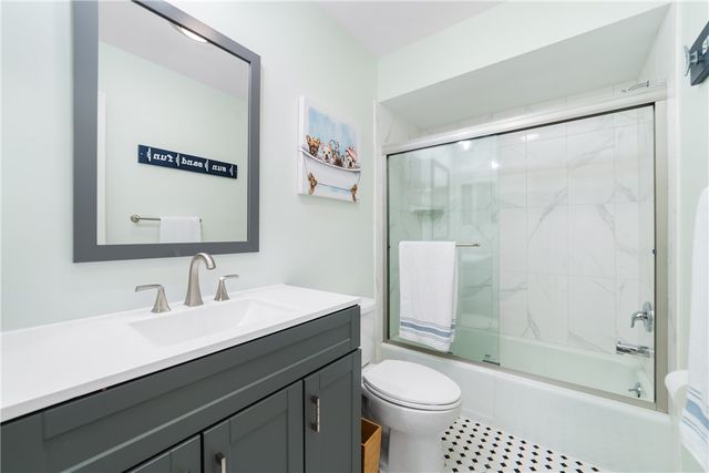 839 Camelia Lane 8, Vero Beach, FL 32963