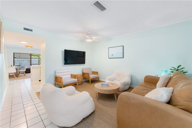 839 Camelia Lane 8, Vero Beach, FL 32963