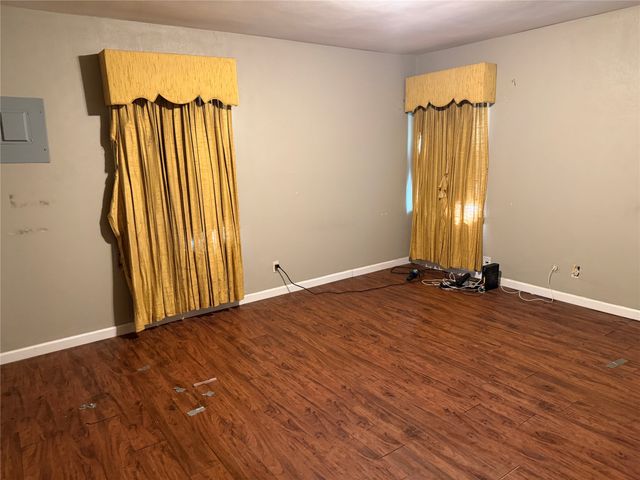 2155 Fairway Drive, Fort Worth, TX 76119