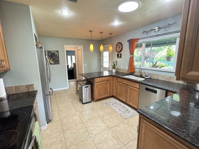 8435 NW 6TH AVENUE, Gainesville, FL 32607