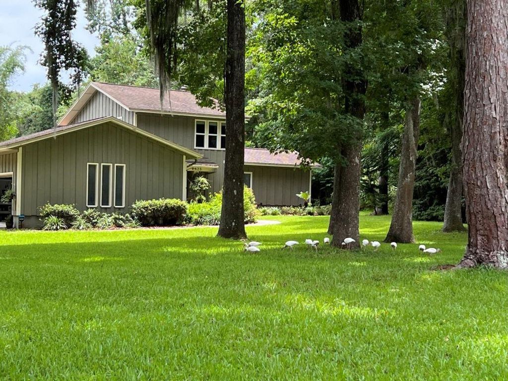 8435 NW 6TH AVENUE, Gainesville, FL 32607