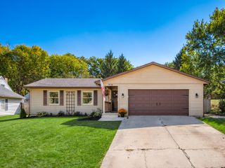 930 Hickory Drive, Marysville, OH 43040