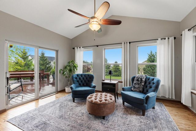 3967 Oakmont TRAIL, Waukesha, WI 53188