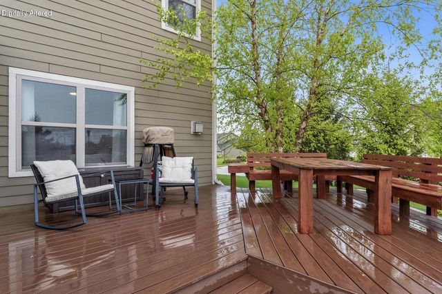 3967 Oakmont TRAIL, Waukesha, WI 53188