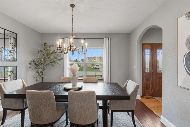 3967 Oakmont TRAIL, Waukesha, WI 53188