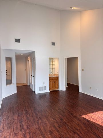 3304 Scarlet Oak Court, Farmers Branch, TX 75234