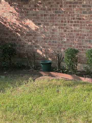 3304 Scarlet Oak Court, Farmers Branch, TX 75234
