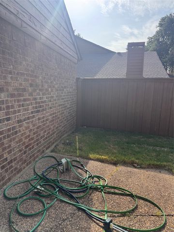 3304 Scarlet Oak Court, Farmers Branch, TX 75234
