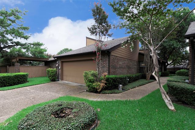 3304 Scarlet Oak Court, Farmers Branch, TX 75234