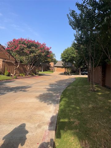 3304 Scarlet Oak Court, Farmers Branch, TX 75234