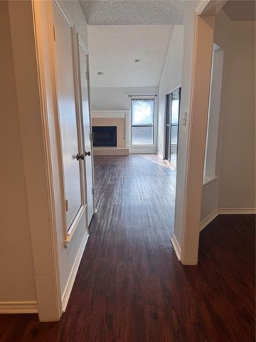 3304 Scarlet Oak Court, Farmers Branch, TX 75234