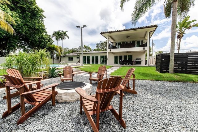 2275 SW 44th Street, Fort Lauderdale, FL 33312