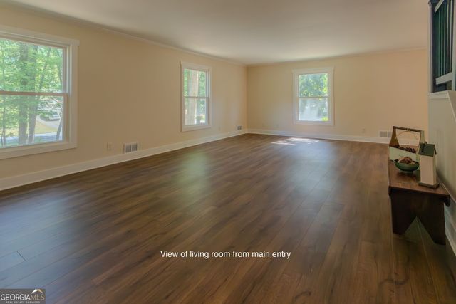 4158 Valley Drive SW, Lilburn, GA 30047