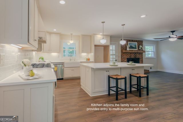 4158 Valley Drive SW, Lilburn, GA 30047