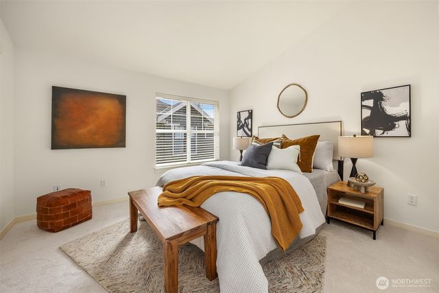 1848 NE Kenyon Court, Issaquah, WA 98029