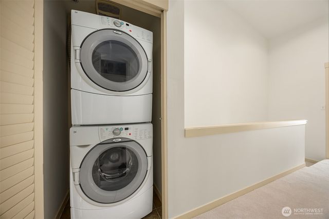 1848 NE Kenyon Court, Issaquah, WA 98029