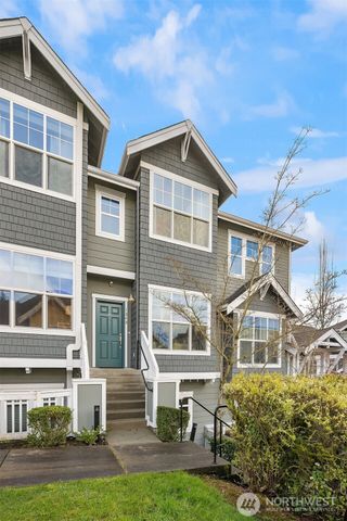 1848 NE Kenyon Court, Issaquah, WA 98029