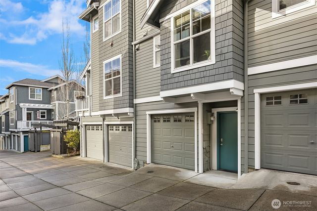 1848 NE Kenyon Court, Issaquah, WA 98029