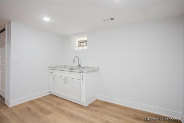 1037 W 103rd Street, Chicago, IL 60643